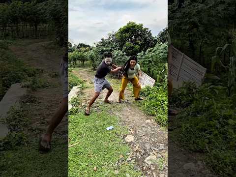 Bela & Cemong Rebutan Duit di Jalan!#comedy #shortvideo #shorts #drama @CEMONG-N @JEKI_BG