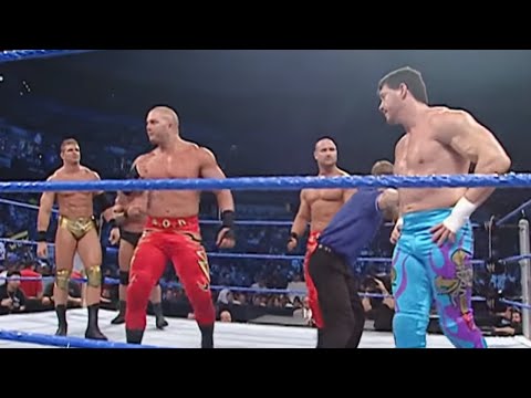 FULL-LENGTH MATCH - SmackDown - Fatal 4-Way WWE Tag Team Championship Match - UCJ5v_MCY6GNUBTO8-D3XoAg