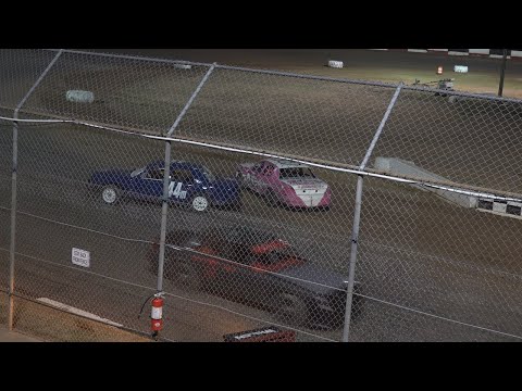 07/18/25 Crown Vic Jr Feature - Swainsboro Raceway - rubbing, bumping, and wrecking - dirt track racing video image
