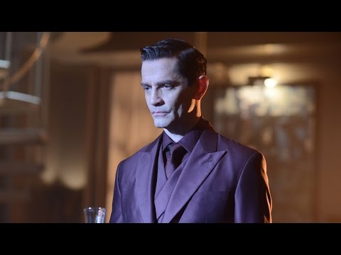 Gotham: James Frain Season 2 Interview - NYCC 2015 - UCKy1dAqELo0zrOtPkf0eTMw
