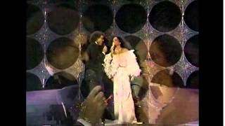 Diana Ross & Lionel Richie - Endless Love (Live)  54th Annual Academy Awards 1982