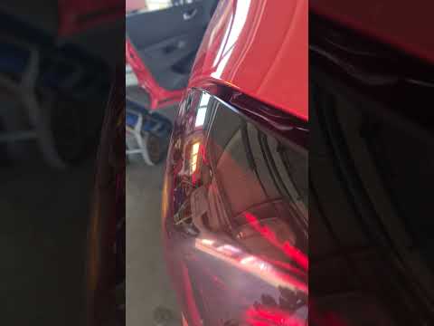 Come smontare il faro posteriore della Renault Captur