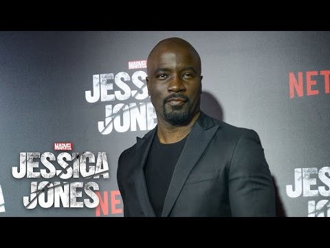 Mike Colter on Luke Cage - Marvel's Jessica Jones Red Carpet - UCvC4D8onUfXzvjTOM-dBfEA