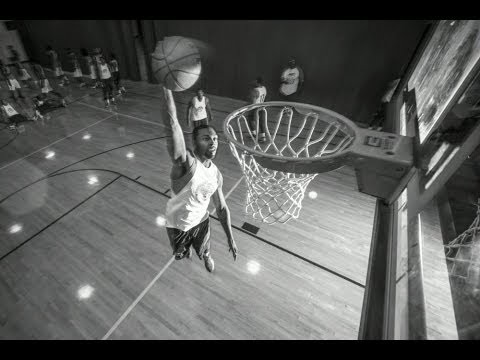 Top 8 HUGE Dunks - Red Bull Midnight Run 2013 - UCblfuW_4rakIf2h6aqANefA