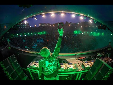 Tomorrowland Belgium 2016 | Armin van Buuren - UCsN8M73DMWa8SPp5o_0IAQQ