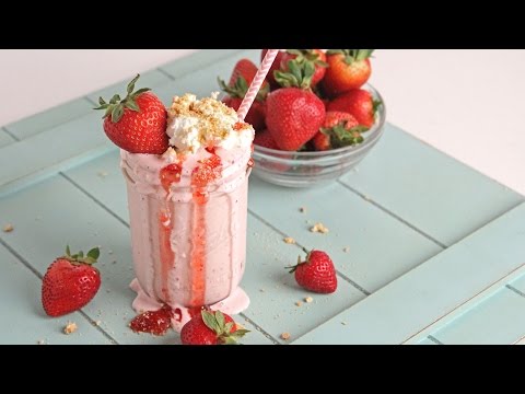 Strawberry Cheesecake Shake | Episode 1047 - UCNbngWUqL2eqRw12yAwcICg