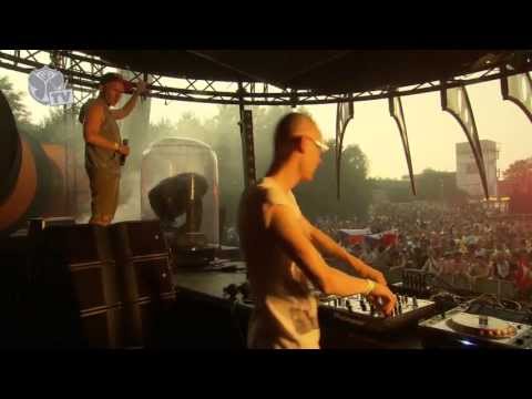 Tomorrowland 2013 - Frontliner - UCsN8M73DMWa8SPp5o_0IAQQ