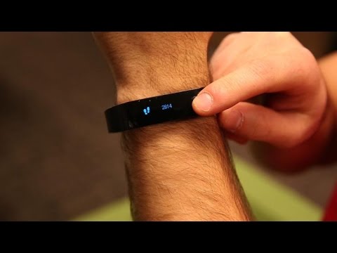 Pivotal Tracker 1: A cheap activity tracker you will actually want to wear - UCOmcA3f_RrH6b9NmcNa4tdg
