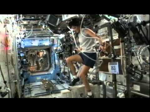 Astronaut Runs Triathlon In Space | Video - UCVTomc35agH1SM6kCKzwW_g