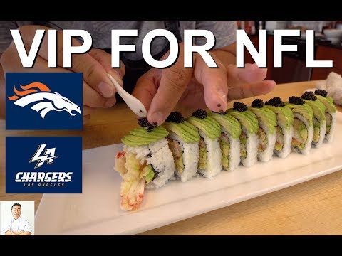 Alaskan King Crab Tempura Sushi Roll | How To Feed 2 NFL Players and WIN - UCbULqc7U1mCHiVSCIkwEpxw