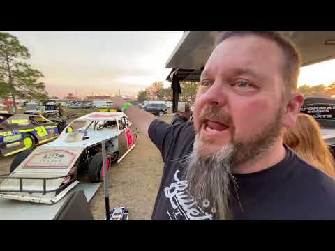 Struggling At Volusia Speedway Park - Night #2 of the DIRTcar UMP modified racing - dirt track racing video image