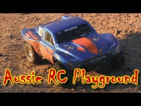 Traxxas Slash 4x4 Ultimate LCG on 3S Dirt & Jumps - UCOfR0NE5V7IHhMABstt11kA