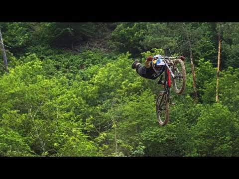 Flying down the Lousã Bike Park. - UCblfuW_4rakIf2h6aqANefA