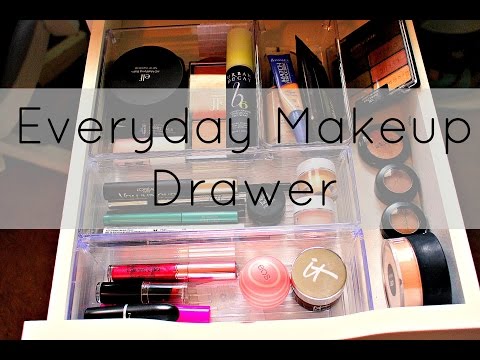 Everyday Makeup Drawer | December 2014 - UC8C7sbw7tHN2gD6fE9Cj9rw