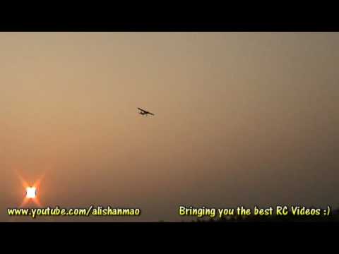 RC Cessna 182 Nitro at KengZi Flying Field - UCsFctXdFnbeoKpLefdEloEQ