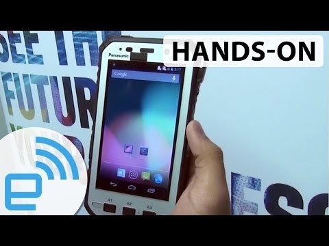 Panasonic Toughpad hands-on | Engadget at MWC 2014 - UC-6OW5aJYBFM33zXQlBKPNA