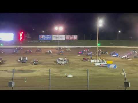 USAC midgets…racing all over the track…Circle City Raceway. - dirt track racing video image
