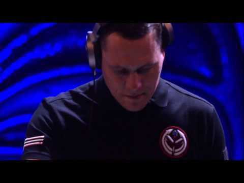 Tomorrowland 2014 | Tiësto Weekend 2 - UCsN8M73DMWa8SPp5o_0IAQQ