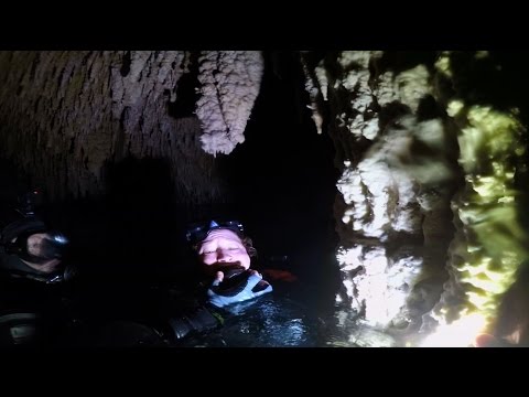 GoPro: Cave Divers Relive Scary Incident - UCqhnX4jA0A5paNd1v-zEysw