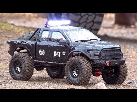 BACKYARD TRAIL TRACK - GIANT ALL BLACK FORD F150 RAPTOR : Traction Hobby 1/8 scale | RC ADVENTURES - UCxcjVHL-2o3D6Q9esu05a1Q