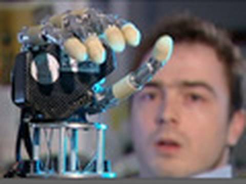 Man Controls Robotic Hand with Mind - UCqOoboPm3uhY_YXhvhmL-WA