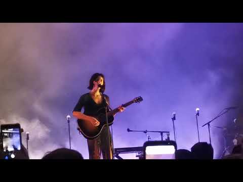 231013 Gracie Abrams - I should hate you @ Berlin