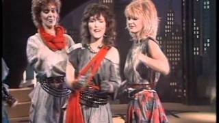 Dolly Dots - Don't Give Up (1983, sound remastered, HQ)