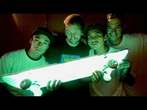 A GLOW IN THE DARK SKATEBOARD! | STUPID SKATE EP 75 - UC9PgszLOAWhQC6orYejcJlw