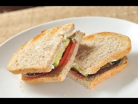 Sándwich vegetariano - Veggie sandwich - UCvg_5WAbGznrT5qMZjaXFGA