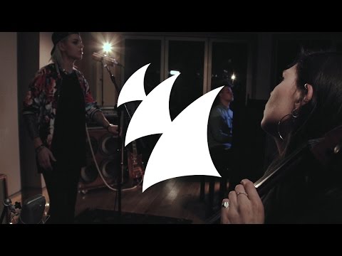 Christina Novelli - Same Stars (Acoustic Mix)[Official Music Video] - UCGZXYc32ri4D0gSLPf2pZXQ