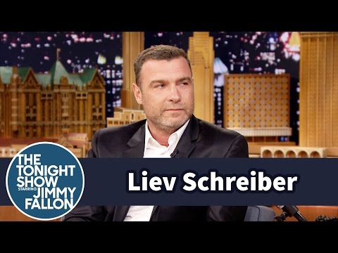 Liev Schreiber Wants to Be Old Man Sabretooth - UC8-Th83bH_thdKZDJCrn88g