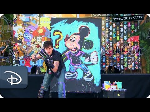 "World's Fastest Painter" Creates Mickey Mouse | Disney Parks - UC1xwwLwm6WSMbUn_Tp597hQ