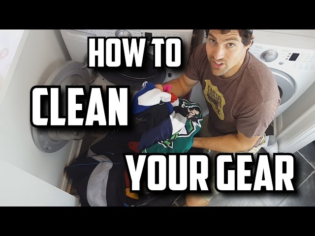 How to Clean Hockey Gear – A Step by Step Guide