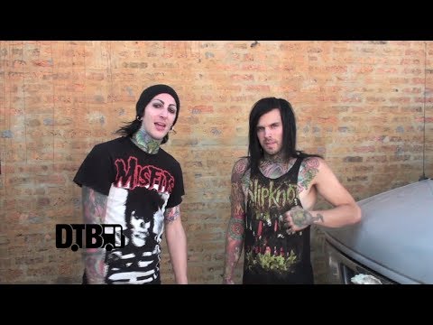 Motionless In White - BUS INVADERS (The Lost Episodes) Ep. 1 - UCybDimFZ3eoUQxSArdqCe9g