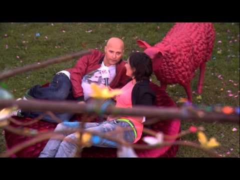 Marco V - Interview at Tomorrowland 2012 - UCsN8M73DMWa8SPp5o_0IAQQ