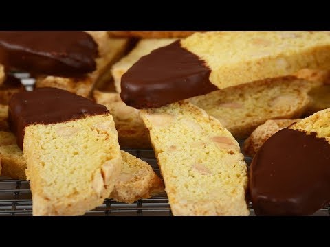 Almond Biscotti Recipe Demonstration - Joyofbaking.com - UCFjd060Z3nTHv0UyO8M43mQ