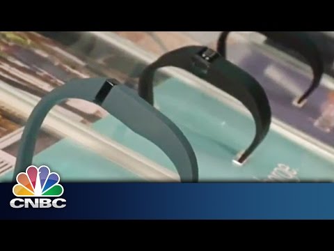 Fitibit to Track Your Heart | Mobile World Congress | CNBC International - UCo7a6riBFJ3tkeHjvkXPn1g