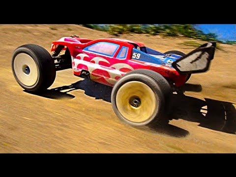 RC ADVENTURES - EXTREME SLOW MOTiON RC BASHiNG - 4X4 TRUCKS TAKE A BEATiNG - UCxcjVHL-2o3D6Q9esu05a1Q