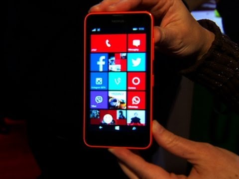 Lumia 630, 635 colorful, 'compact,' cheap - UCOmcA3f_RrH6b9NmcNa4tdg