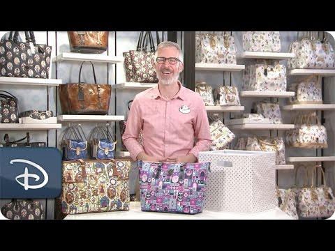 Disney Parks Blog Unboxed – New Dooney & Bourke Items | Disney Parks - UC1xwwLwm6WSMbUn_Tp597hQ