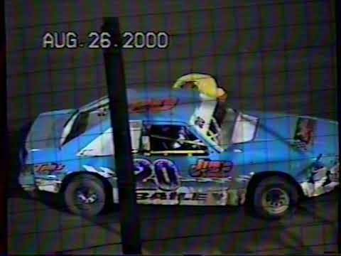 Hidden Valley Speedway August 26th, 2000 4 Cylinder Feature - dirt track racing video image