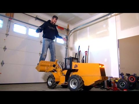 RC ADVENTURES - 500lb Hydraulic RC Wheel Loader Lifts Me - 24v Electric Power - UCxcjVHL-2o3D6Q9esu05a1Q