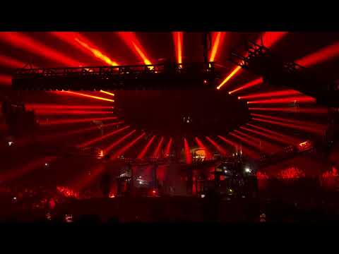 End of Summer - Tame Impala [Barclays Center, October 28 2025, 4K HDR]