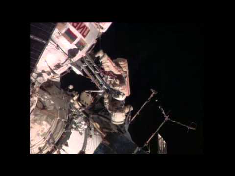 'Olympic Torch' Taken Out On Spacewalk | Video - UCVTomc35agH1SM6kCKzwW_g