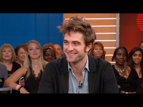 Robert Pattinson says he learned how to speak in a Queens accent in a tattoo shop - UCH1oRy1dINbMVp3UFWrKP0w