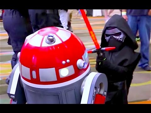 BEST Cosplay of Star Wars Celebration 2017 Orlando - 501st, Leia, and More - UCYdNtGaJkrtn04tmsmRrWlw