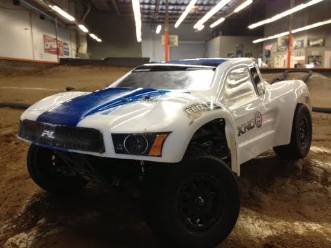 Tekno SCT410 ShortCourse Truck on the TRACK!!! - UCSc5QwDdWvPL-j0juK06pQw