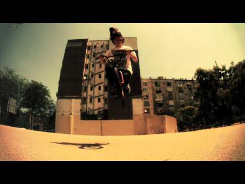 BMX Bruno Hoffmann time warped into slow motion - Part 3 - UCblfuW_4rakIf2h6aqANefA