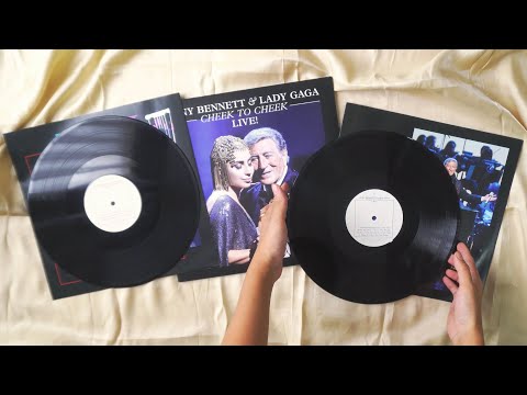 Tony Bennett & Lady Gaga - Cheek To Cheek Live! standard black vinyl EP.468