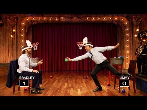 Faceketball with Bradley Cooper and Jimmy Fallon (Late Night with Jimmy Fallon) - UC8-Th83bH_thdKZDJCrn88g